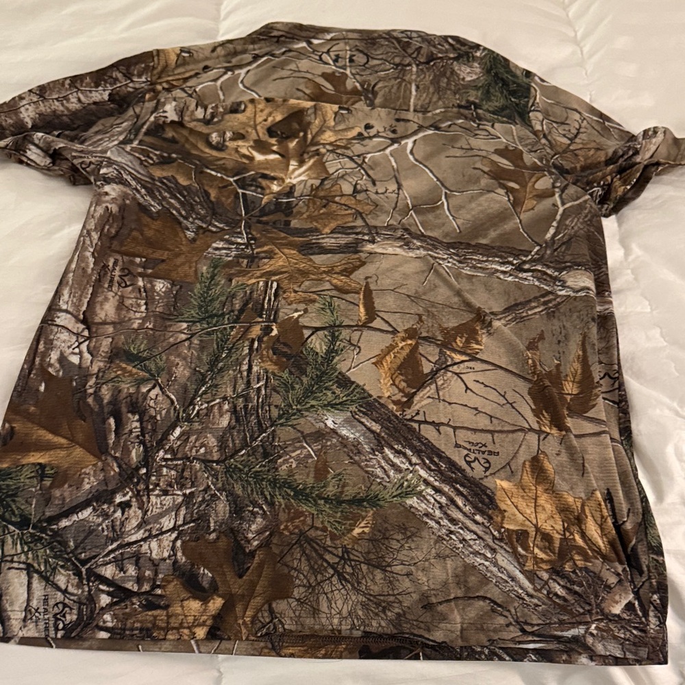 Under Armour Men's Woodland Camo Tee - Picture 3 of 3